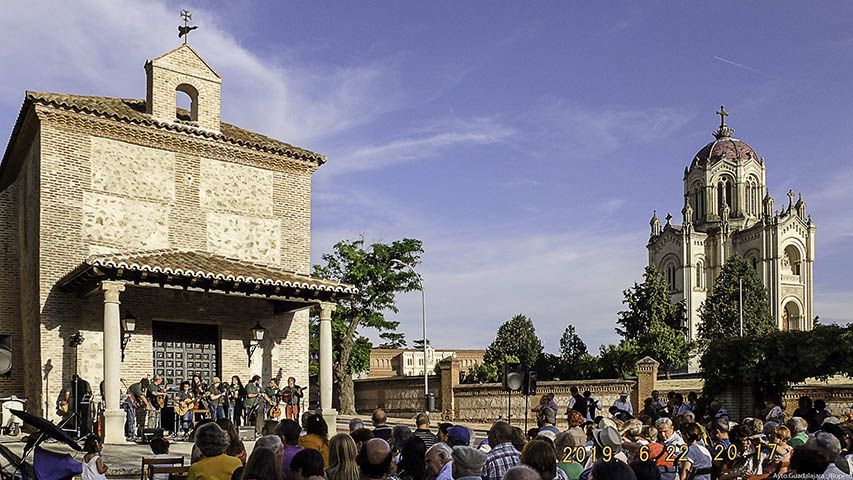 El próximo sábado, 29 de junio, junto a la ermita de San Roque, arranca la nueva edición de los “Bailes bajo la luna”