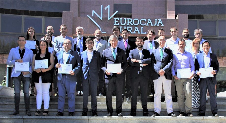Un total de 26 alumnos de la II Escuela de Oratoria de Fundación Eurocaja Rural reciben sus diplomas acreditativos