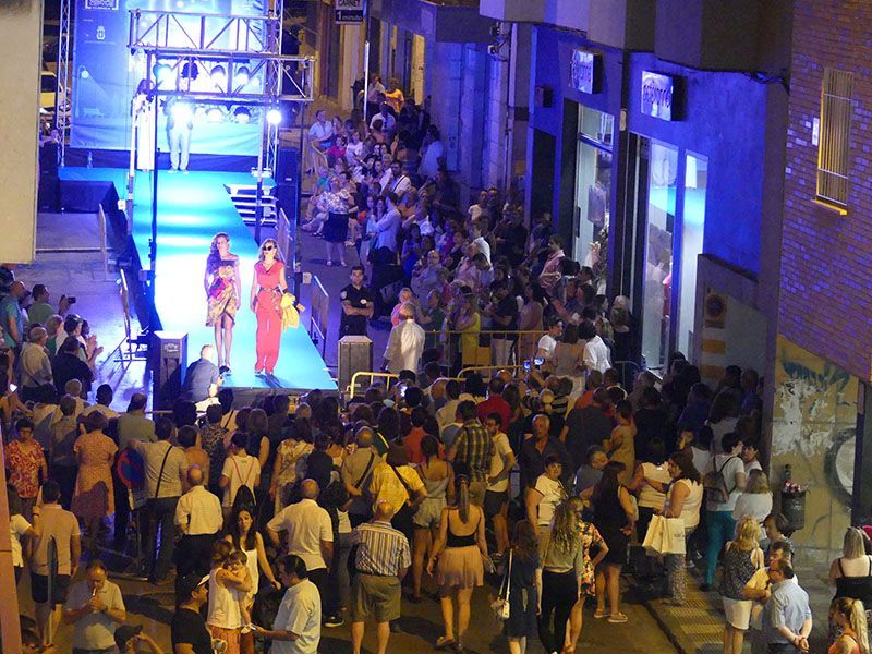Éxito de participación y ambiente en la I Noche Mágica de las Compras en Cuenca 3 Éxito de participación y ambiente en la I Noche Mágica de las Compras en Cuenca