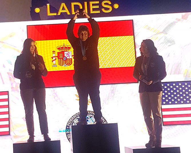 Beatriz Laparra consigue su quinto Campeonato del Mundo de Recorridos de Caza 3 Beatriz Laparra consigue su quinto Campeonato del Mundo de Recorridos de Caza