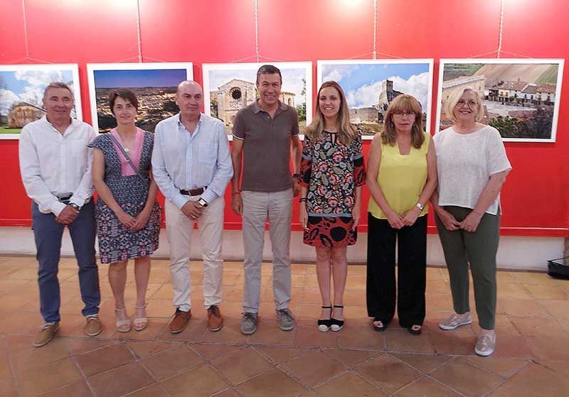 Inaugurada en Sigüenza la Exposición "Andar y ver la provincia de Guadalajara" 3 Inaugurada en Sigüenza la Exposición "Andar y ver la provincia de Guadalajara"