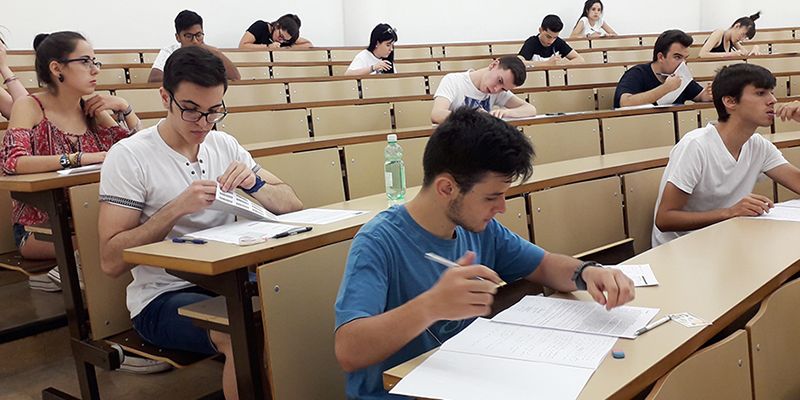 El 66,69 % de los alumnos aprueba la EvAU extraordinaria en el distrito universitario de Castilla-La Mancha