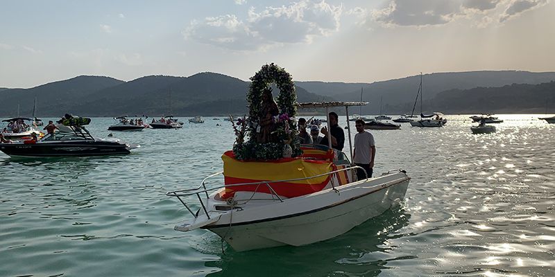 Entrepeñas rinde homenaje a la Virgen del Carmen