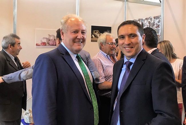 Eurocaja Rural respalda la Feria del Ajo de Las Pedroñeras