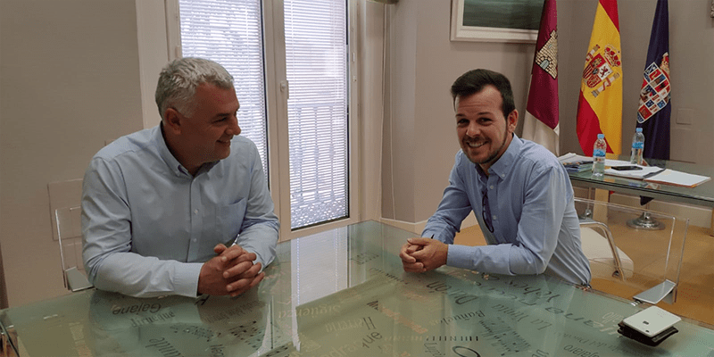 José Luis Vega recibe al presidente de ToroMundial