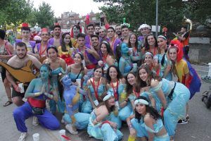 La imaginación toma las calles de Cabanillas en el Desfile de Peñas de las Fiestas 2019