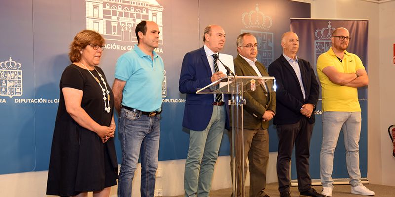 Latre expresa su agradecimiento a su equipo de Gobierno, a toda la Corporación, a los empleados de Diputación, y a los alcaldes y concejales de la provincia al finalizar su mandato