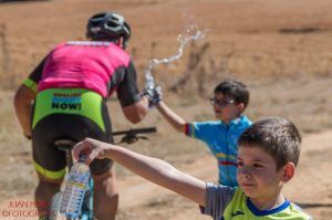 Xavier Calaf y Natalia Saiz Sánchez conquistan en El Peral la novena edición del Trofeo Pino Rincón MTB Challenge 4 mtb pino rincÓn avituallamiento