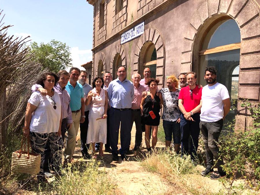 Prieto muestra su satisfacción por que el proyecto Serranía en Vía comience a tomar cuerpo con las obras en La Melgosa