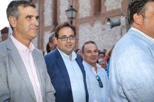 Paco Núñez mantiene una reunión con el Grupo Municipal del PP de Guadalajara y asiste al traslado de la Virgen de la Antigua