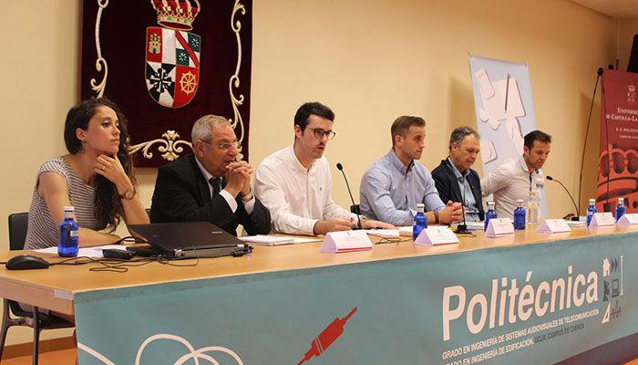 Directivos, periodistas, deportistas y académicos debaten sobre la economía del fútbol y la práctica deportiva en los Cursos de Verano de la UCLM