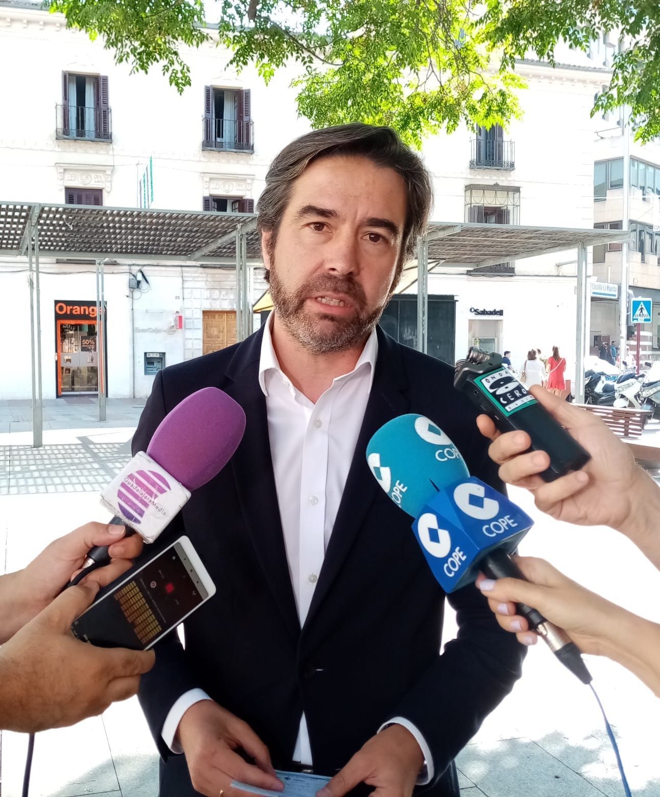 El PP denuncia la precaria situación que padecen los trabajadores del transporte sanitario en la provincia de Guadalajara 3 El PP denuncia la precaria situación que padecen los trabajadores del transporte sanitario en la provincia de Guadalajara