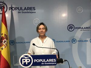 Guarinos reclama una bajada generalizada de impuestos en la región que evite la huida de capitales y empresas a Madrid