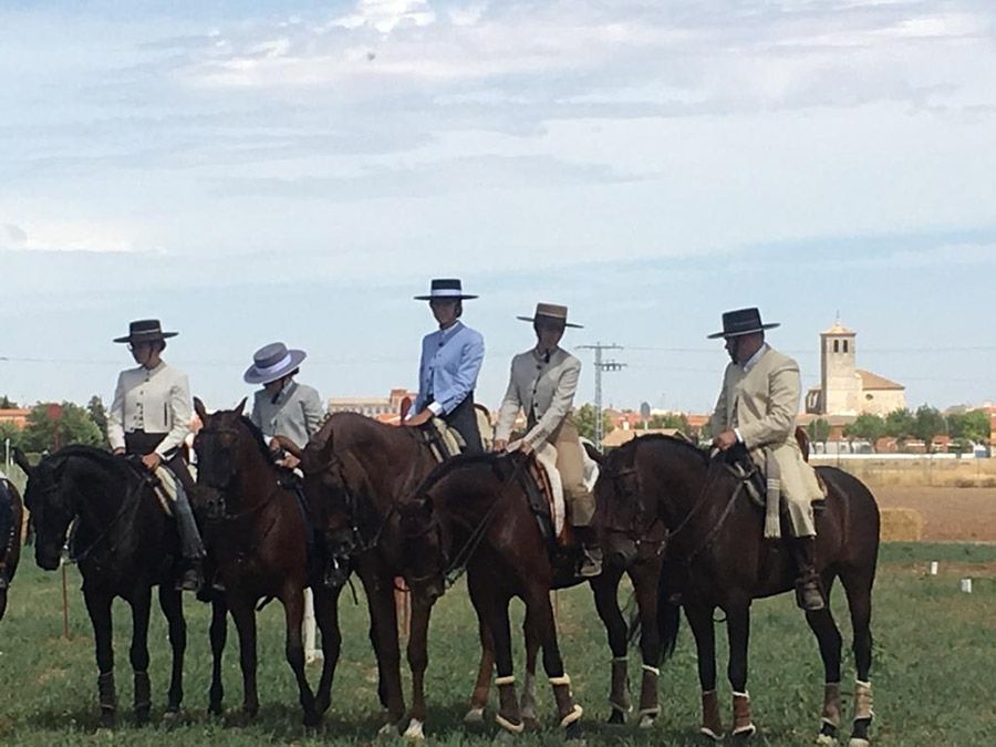 Los jinetes conquenses consiguen seis medallas en el campeonato de El Provencio
