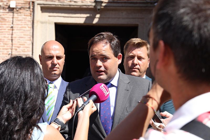 Núñez reclama una bajada generalizada de impuestos en la región al estilo de la que propone Díaz Ayuso en Madrid para evitar la huida de empresas y capitales