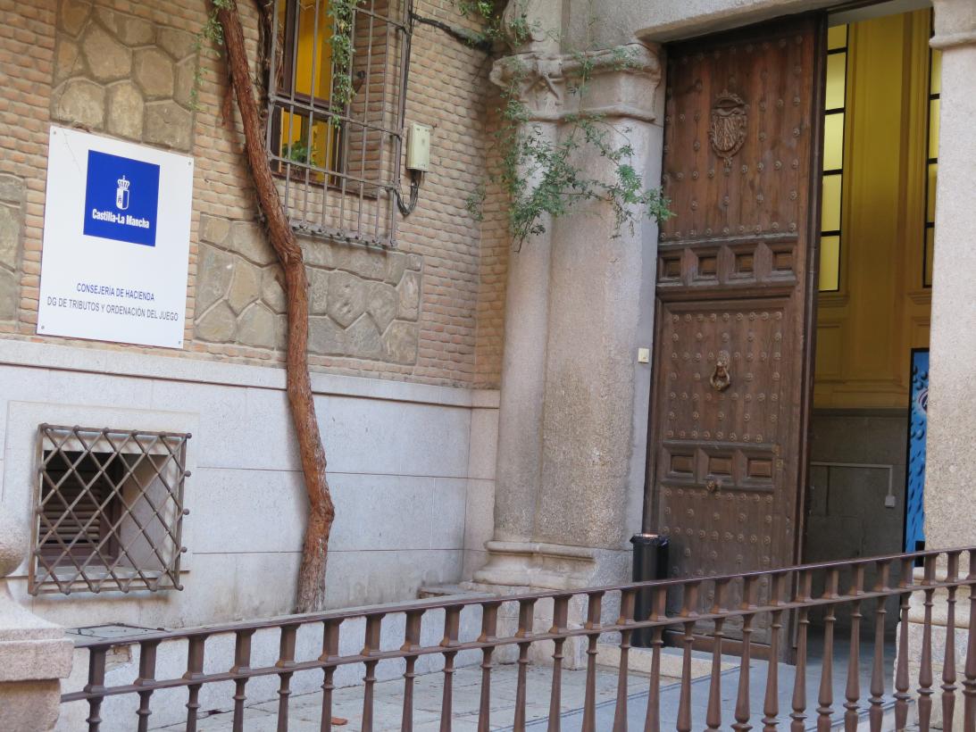 Los servicios de Atención al Contribuyente atendieron a unas 60.000 personas, cumpliendo ampliamente con el compromiso de tiempo medio de espera de su Carta de Servicios