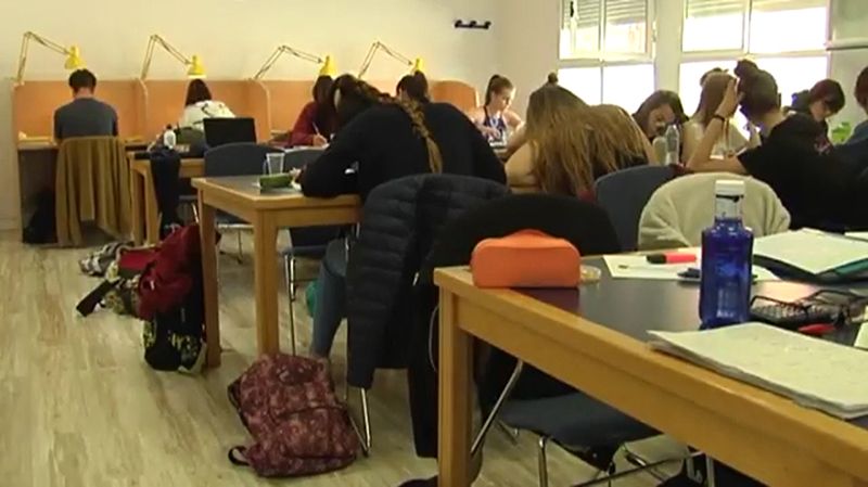 Trabajos de reforma en la climatización de la Sala de Estudio de la Biblioteca de Cabanillas