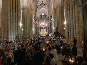 Una multitudinaria Procesión de los Faroles despide los actos religiosos de las fiestas de San Roque y la Virgen de la Mayor