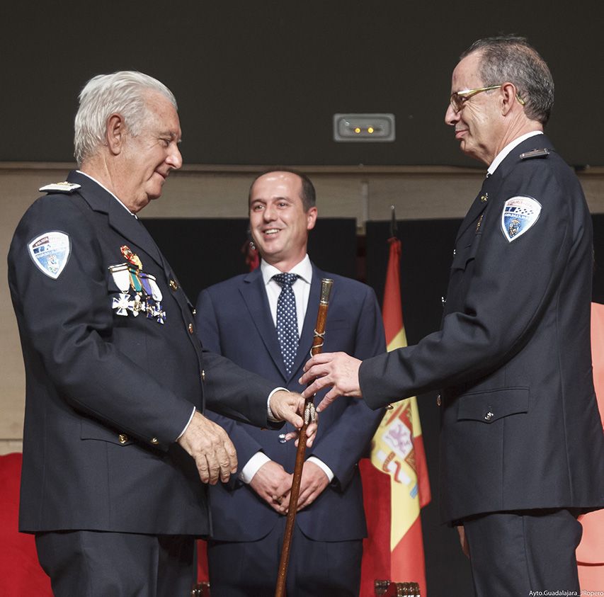 Alberto Rojo agradece su dedicación a los servidores públicos de la Policía Local 3 Alberto Rojo agradece su dedicación a los servidores públicos de la Policía Local