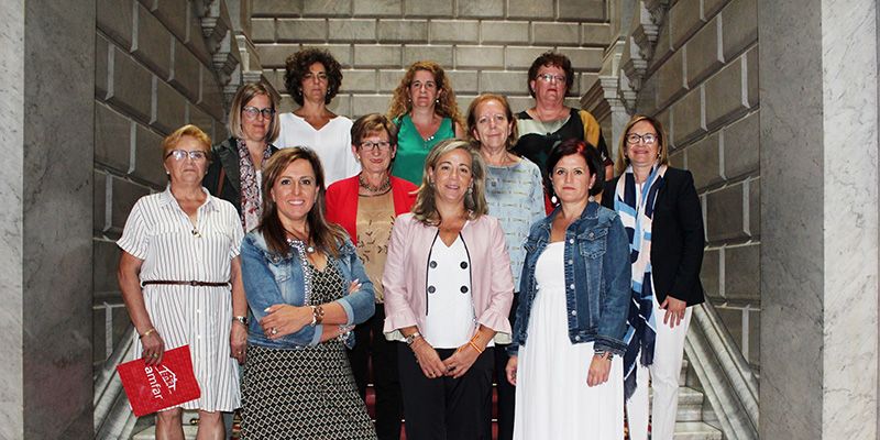 AMFAR pone en marcha un programa para incorporar mujeres rurales a la actividad económica