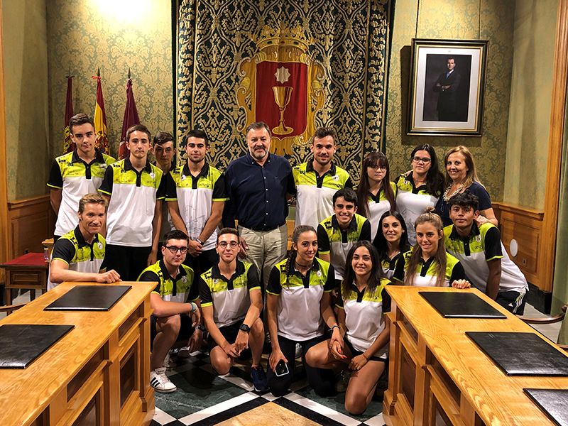 Dolz felicita al Club de Piragüismo ‘Cuenca con Carácter’ por la clasificación de tres de sus miembros al Mundial de Maratón 3 Dolz felicita al Club de Piragüismo ‘Cuenca con Carácter’ por la clasificación de tres de sus miembros al Mundial de Maratón