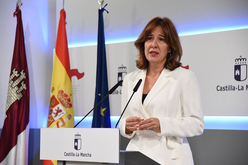 El Consejo de Gobierno da luz verde a ampliar las ayudas a las huérfanas y huérfanos por violencia machista que residan en Castilla-La Mancha