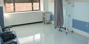 El Gobierno regional reforma de tres unidades de hospitalización del Hospital Universitario de Guadalajara