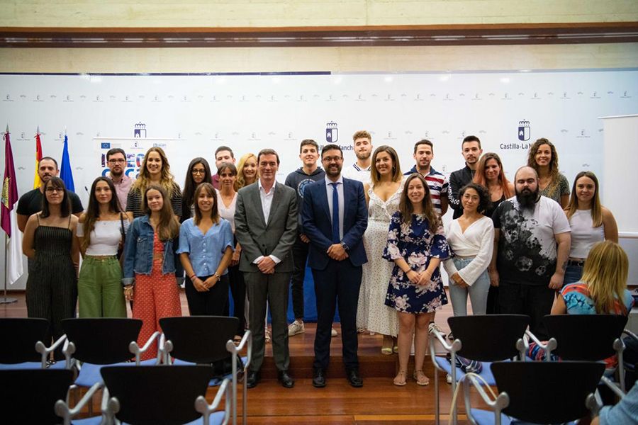 El Gobierno regional trabaja para garantizar a los jóvenes oportunidades de formación inicial y continúa con el objetivo de retornar el talento a la región 3 El Gobierno regional trabaja para garantizar a los jóvenes oportunidades de formación inicial y continúa con el objetivo de retornar el talento a la región