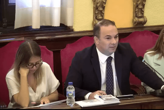 El Grupo Popular en el Ayuntamiento de Guadalajara vota en contra del recorte de 172.000 euros propuesto por PSOE y Ciudadanos en ayudas sociales y de empleo