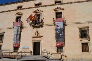 El Museo provincial aborda el estudio de la muralla medieval de Guadalajara dentro de su IV ciclo de conferencias sobre arqueología