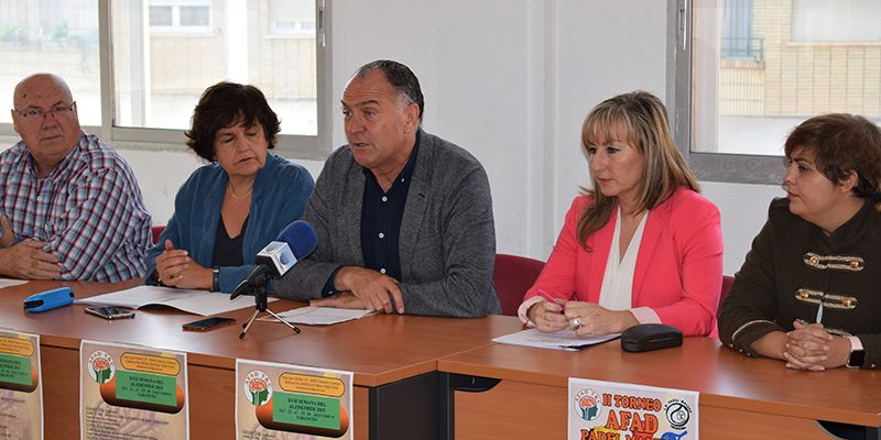 López Carrizo pone en valor el papel de AFAD como “referente comarcal” en la atención a los enfermos de Alzheimer y otras demencias