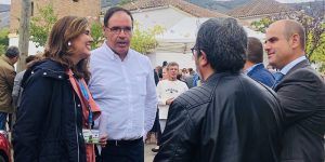 Prieto anima a los municipios a “aunar a los colectivos para impulsar las oportunidades del territorio y así frenar la despoblación”