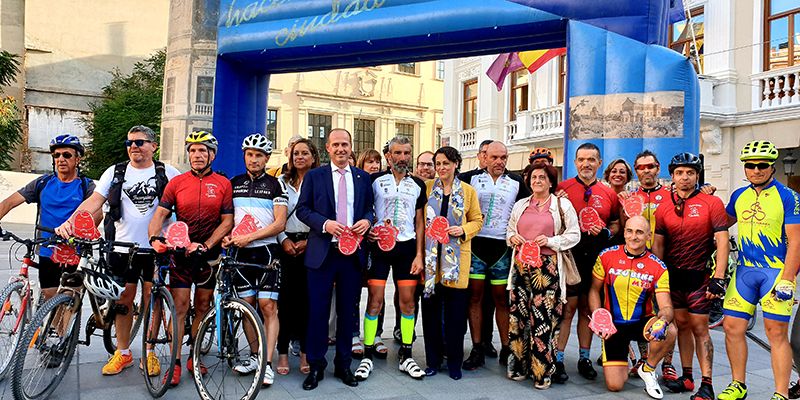 Alberto Rojo se compromete “Víctor , quiero que sepas que voy a hacer por los ostomizados el mismo esfuerzo que has hecho tú sobre la bici”