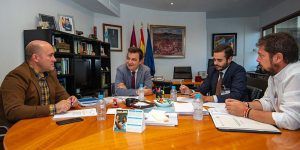 Castilla-La Mancha celebra su Consejo de Gobierno abierto a los representantes de los municipios ribereños de la cabecera del Tajo