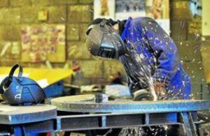 CECAM insiste en la necesidad de estabilidad para frenar la desaceleración económica