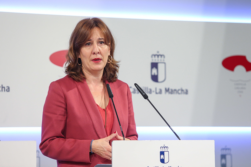 El Gobierno regional prorroga durante un año más al personal contratado para reforzar la atención a las personas dependientes 3 El Gobierno regional prorroga durante un año más al personal contratado para reforzar la atención a las personas dependientes