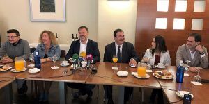 El noviazgo del PSOE con Cuenca nos Une va para largo