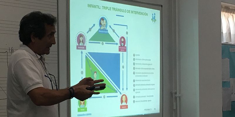 El Plan Municipal de Cabanillas contra el Acoso Escolar extiende su formación a familias y personal no docente