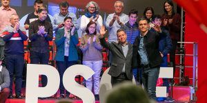 Franco se convierte en el gran protagonista en el mitin del PSOE en Guadalajara con Sánchez y Page