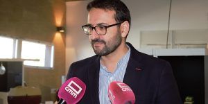 Gutiérrez se compromete a ayudar a los artesanos con el impulso del sello Made in y la protección de las indicaciones protegidas no agrícolas