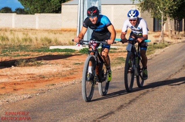 Jesús Tornero y Cristina Belmar vencen en la quinta edición del Duatlón Cross de San Clemente 3 Jesús Tornero y Cristina Belmar vencen en la quinta edición del Duatlón Cross de San Clemente