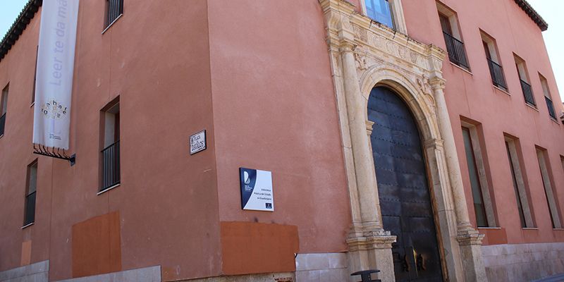 La Biblioteca pública de Guadalajara acoge este mes un ciclo cultural en torno a “Guadalajara vanguardista el Bar Soria y el Postismo”