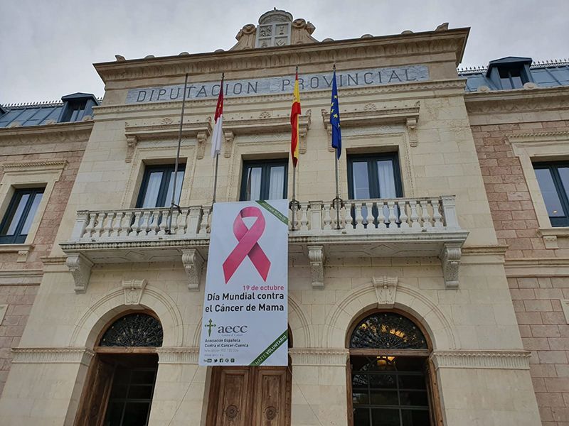 La Diputación de Cuenca se iluminará todo el fin de semana de rosa para visibilizar la lucha contra el Cáncer de Mama 3 La Diputación de Cuenca se iluminará todo el fin de semana de rosa para visibilizar la lucha contra el Cáncer de Mama