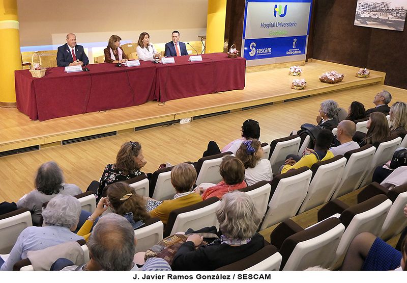 La jornada de puertas abiertas en el Hospital de Guadalajara en torno a cáncer de mama volvió a ser el escenario para compartir conocimiento y experiencias en torno a esta enfermedad 3 La jornada de puertas abiertas en el Hospital de Guadalajara en torno a cáncer de mama volvió a ser el escenario para compartir conocimiento y experiencias en torno a esta enfermedad