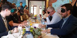 La Junta apoya la labor que desarrolla la ONCE en favor de las personas ciegas y sus reivindicaciones para una mejor movilidad por las ciudades