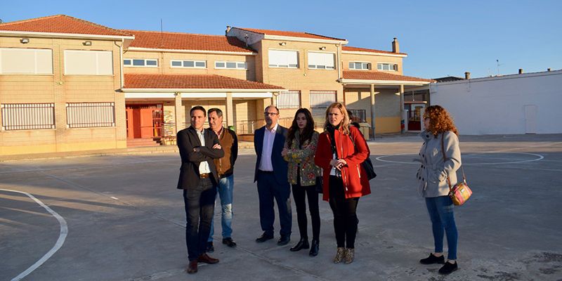 La Junta realiza mejoras en el colegio de Saelices dentro de la apuesta por la mejora de los servicios públicos