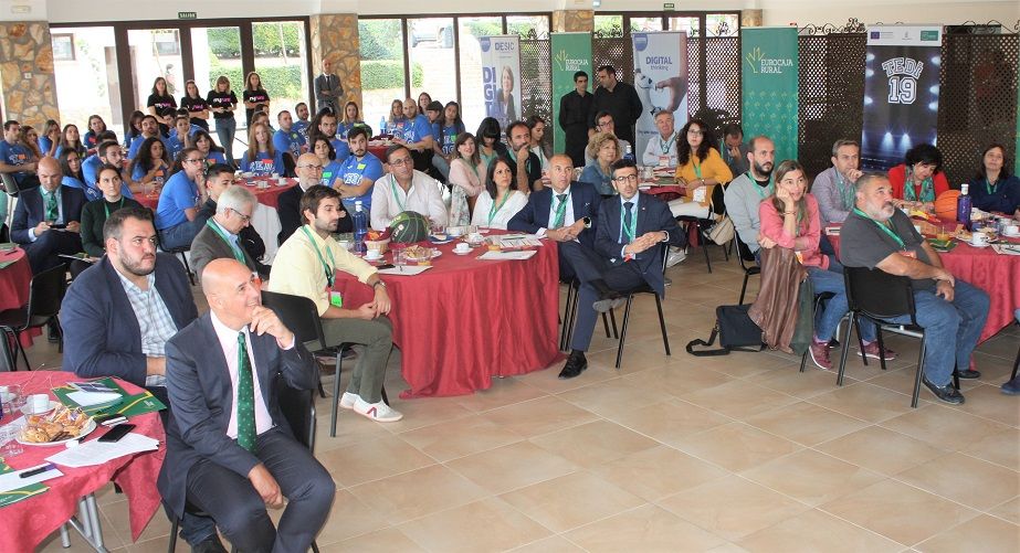 Los alumnos del programa 'Campus Talento y Empleo Digital' presentan sus proyectos de fin de curso