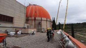 Los bomberos del Consorcio Provincial de Guadalajara realizan un simulacro de rescate en la Central Nuclear José Cabrera, de Zoritac