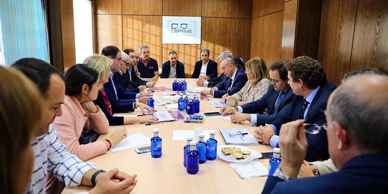 Núñez y Rodríguez se reunen con CEOE CEPYME Cuenca y empresarios de Tarancón (4)