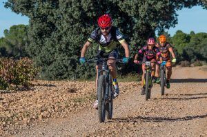 Rafa Jordán y Natalia Moreno vencen en el IV Trofeo MTB Benitense “Fiesta de la Vendimia”, punto final al XII Circuito MTB “Diputación de Cuenca” 2 Rafa Jordán y Natalia Moreno vencen en el IV Trofeo MTB Benitense “Fiesta de la Vendimia”, punto final al XII Circuito MTB “Diputación de Cuenca”